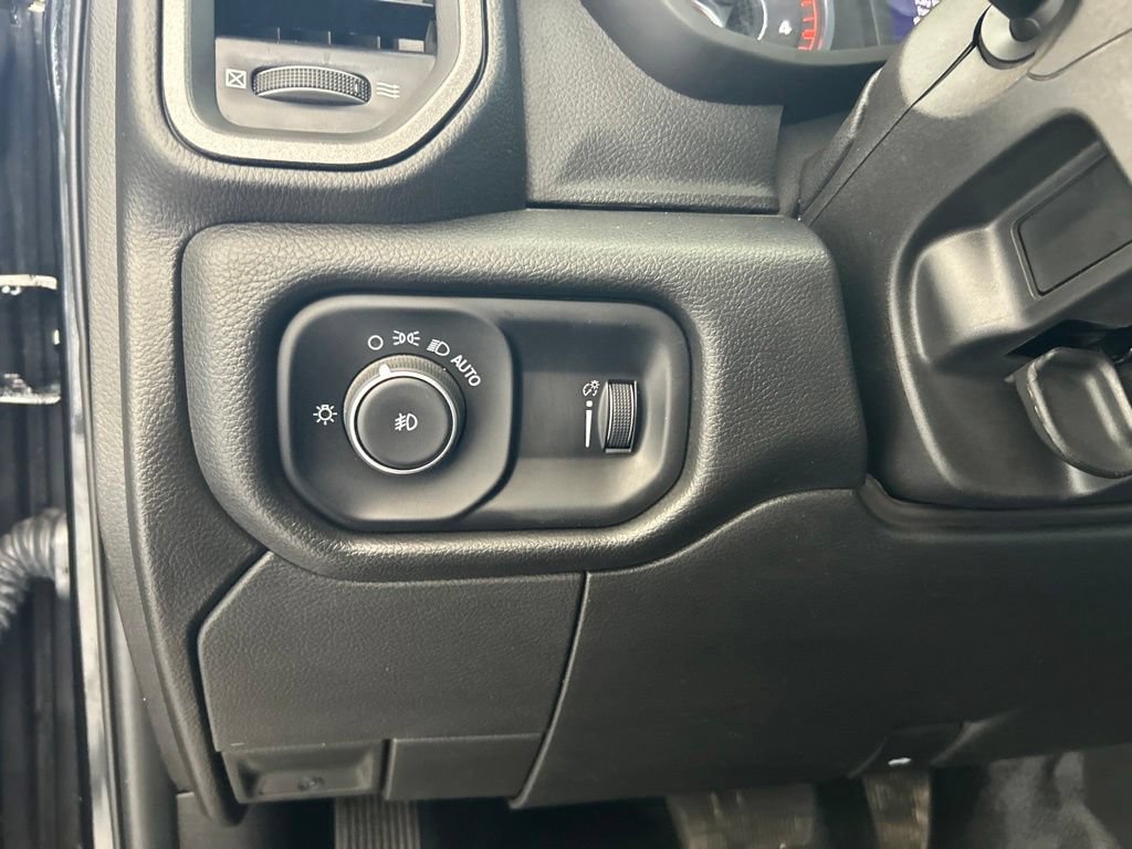 Used 2025 RAM 5500 Tradesman AWD/4WD image 33