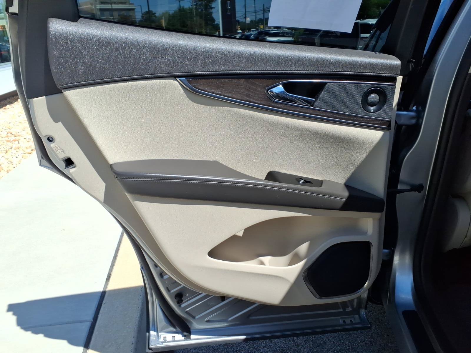 Certified 2020 Lincoln Nautilus Reserve AWD/4WD image 27