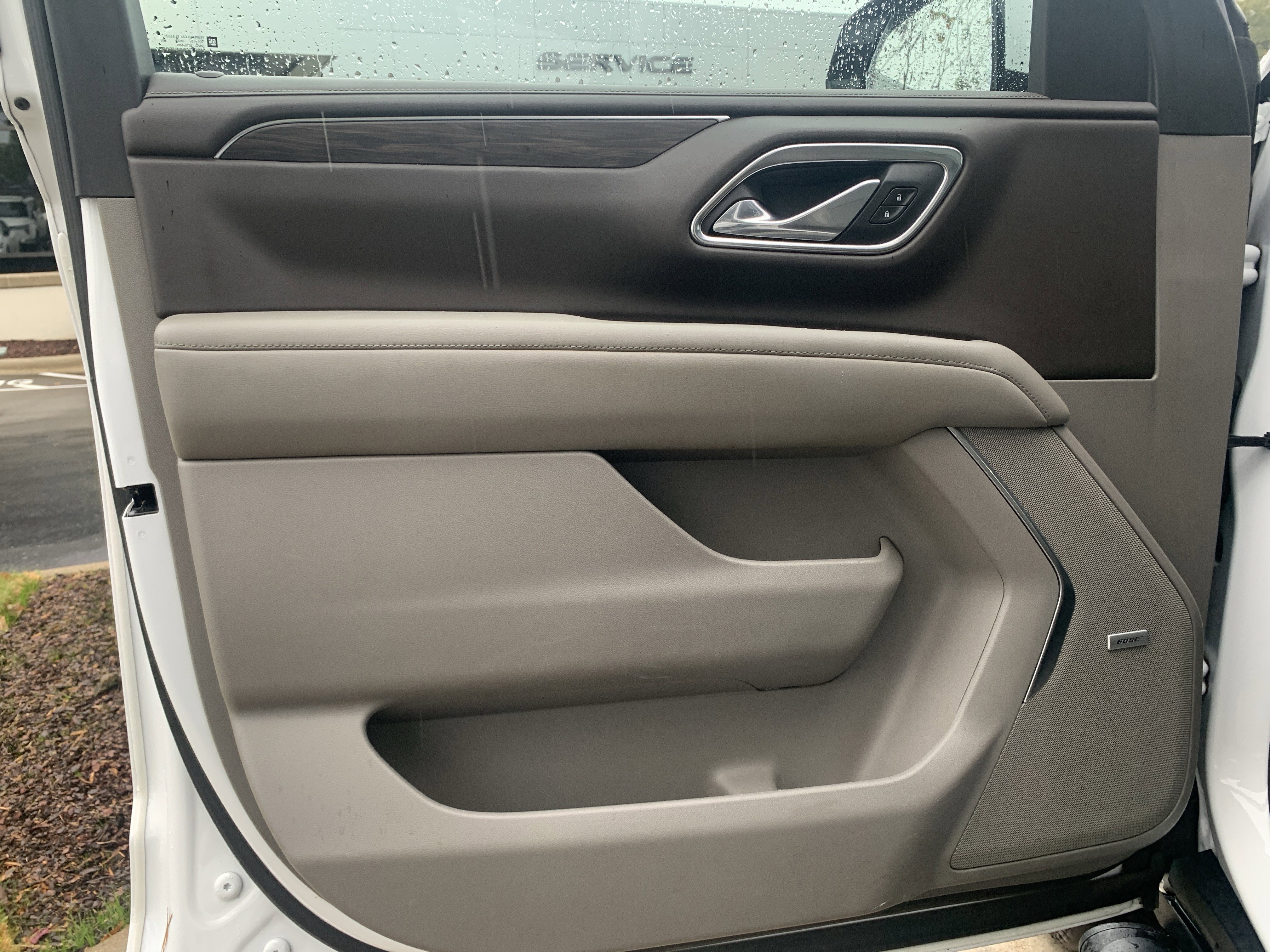 Used 2021 Chevrolet Tahoe Z71 w/ Z71 Off-Road Package image 14