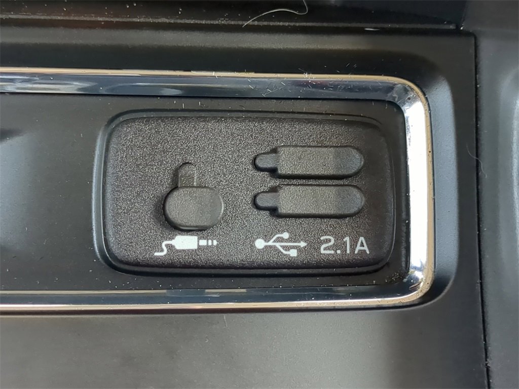 Used 2020 Subaru Ascent Limited w/ Technology Package image 25