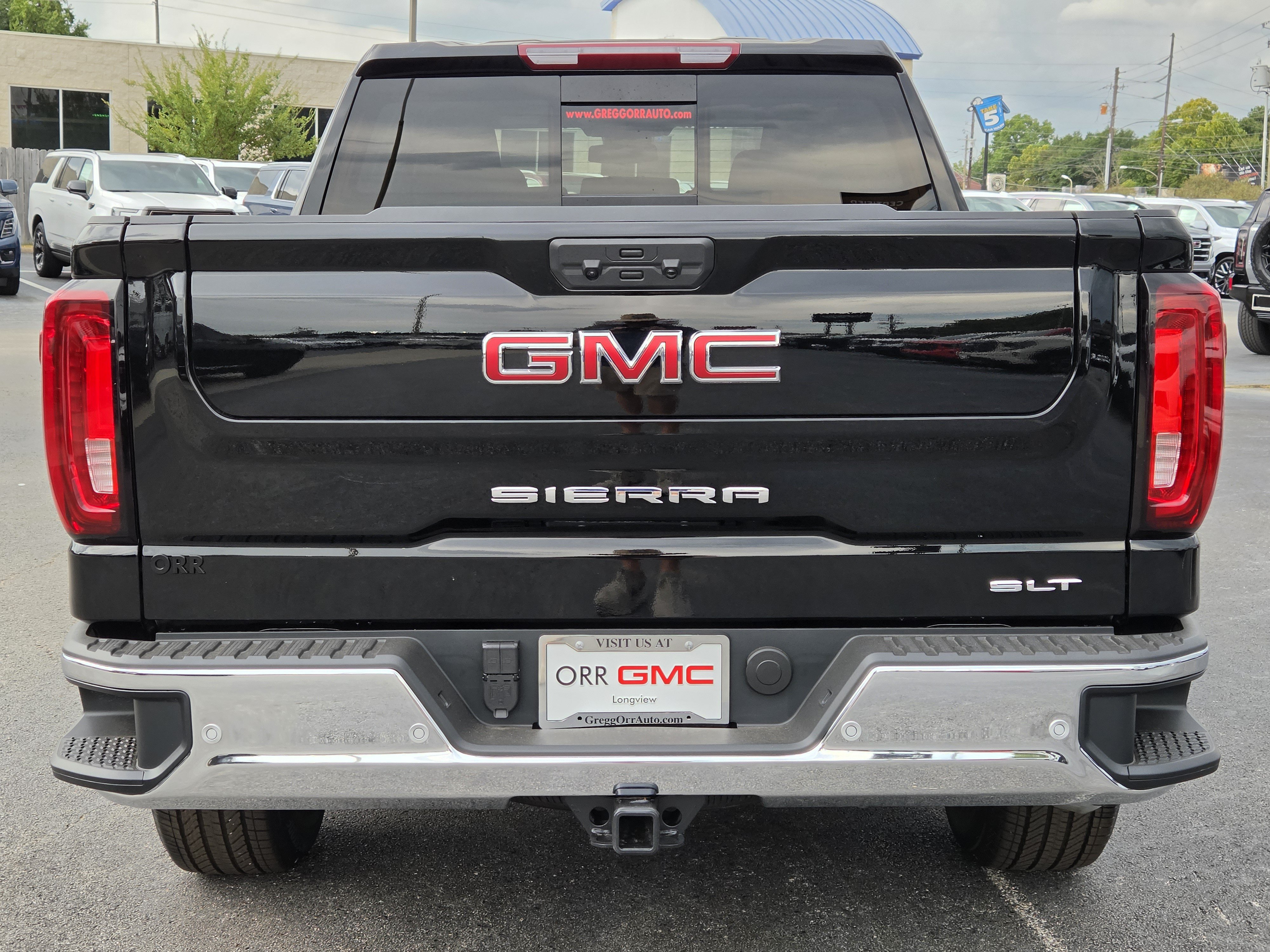 New 2026 GMC Sierra 1500 SLT AWD/4WD image 3
