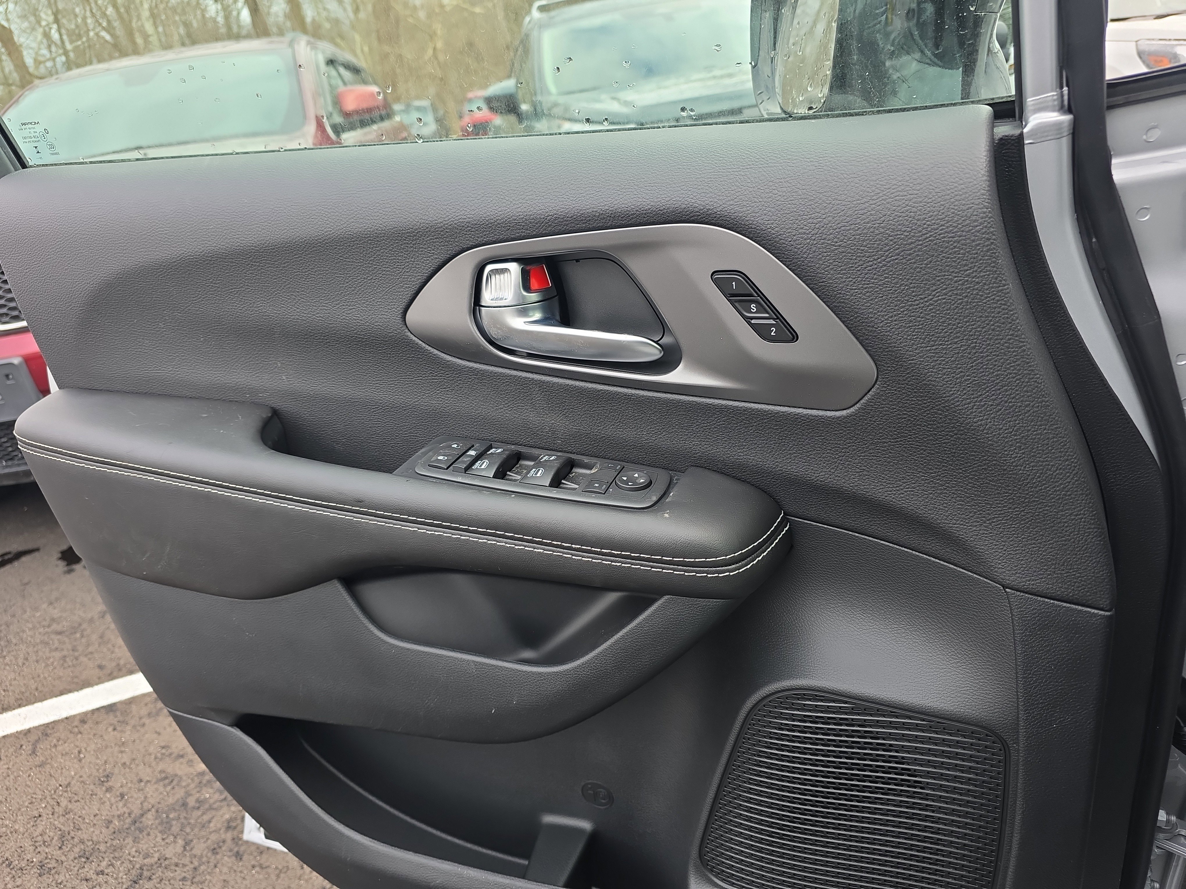 New 2026 Chrysler Pacifica Select image 14