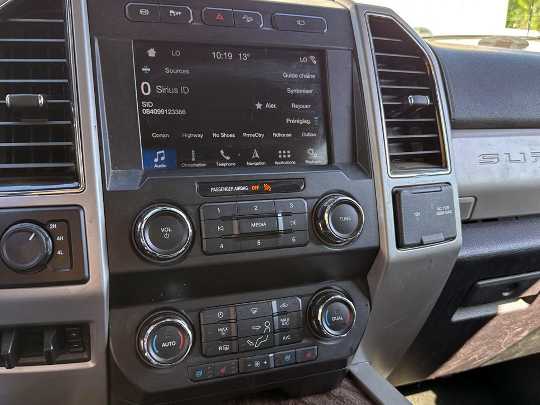 Used 2019 Ford F250 Lariat image 22