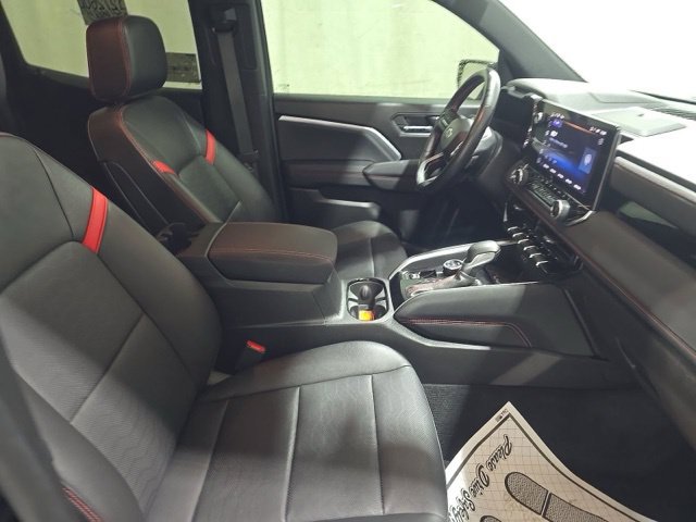 Used 2023 Chevrolet Colorado Z71 w/ Z71 Convenience Package 2 AWD/4WD image 8