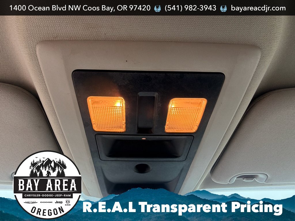 Used 2021 RAM 1500 Classic SLT AWD/4WD image 18