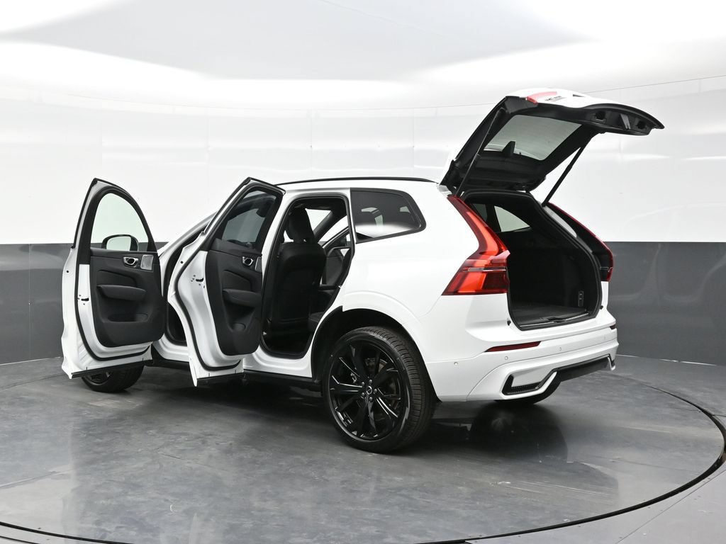 New 2026 Volvo XC60 T8 Ultra w/ Climate Package AWD/4WD image 48