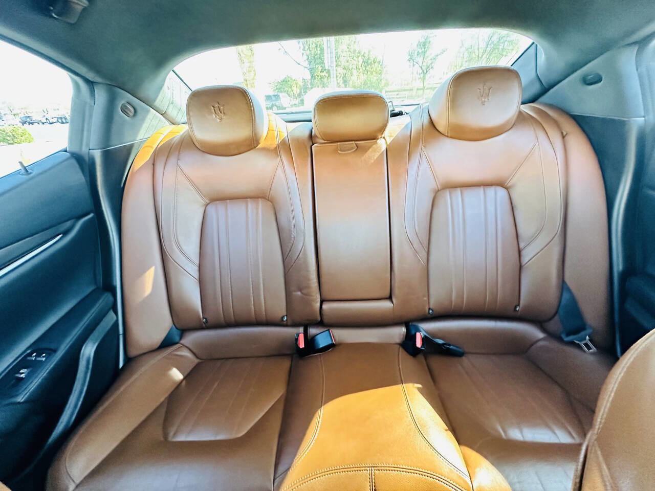 Used 2016 Maserati Ghibli RWD image 18