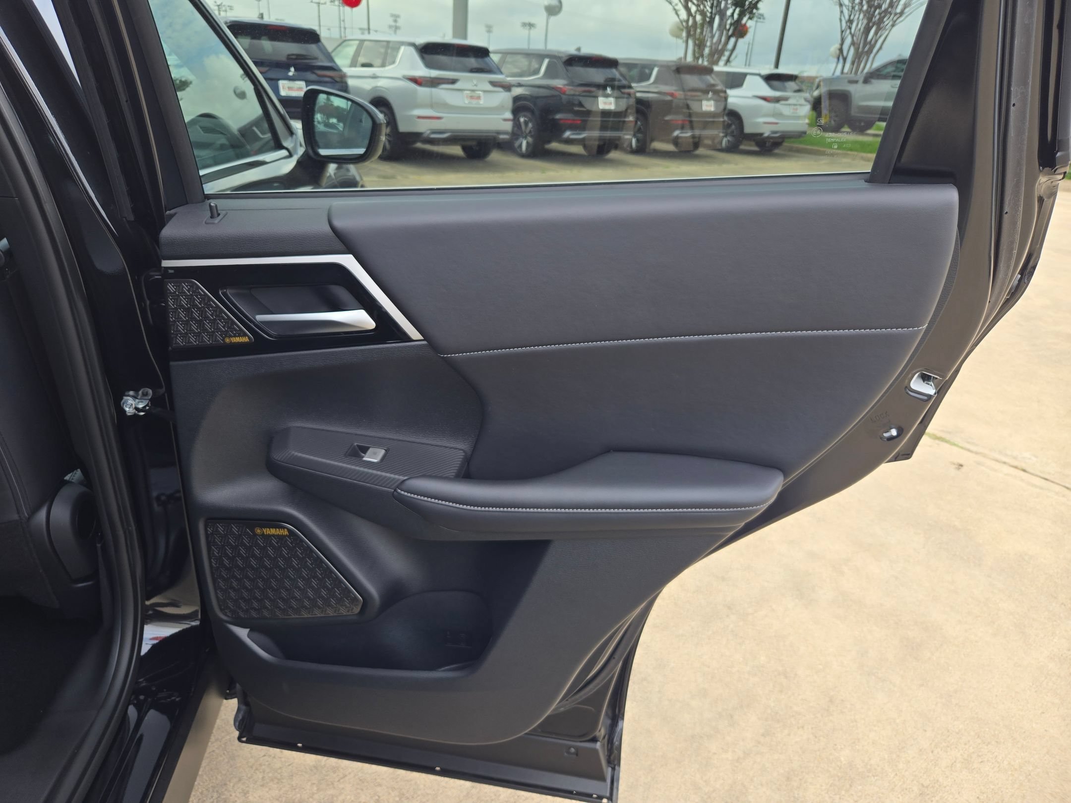 New 2026 Mitsubishi Outlander ES AWD/4WD image 22