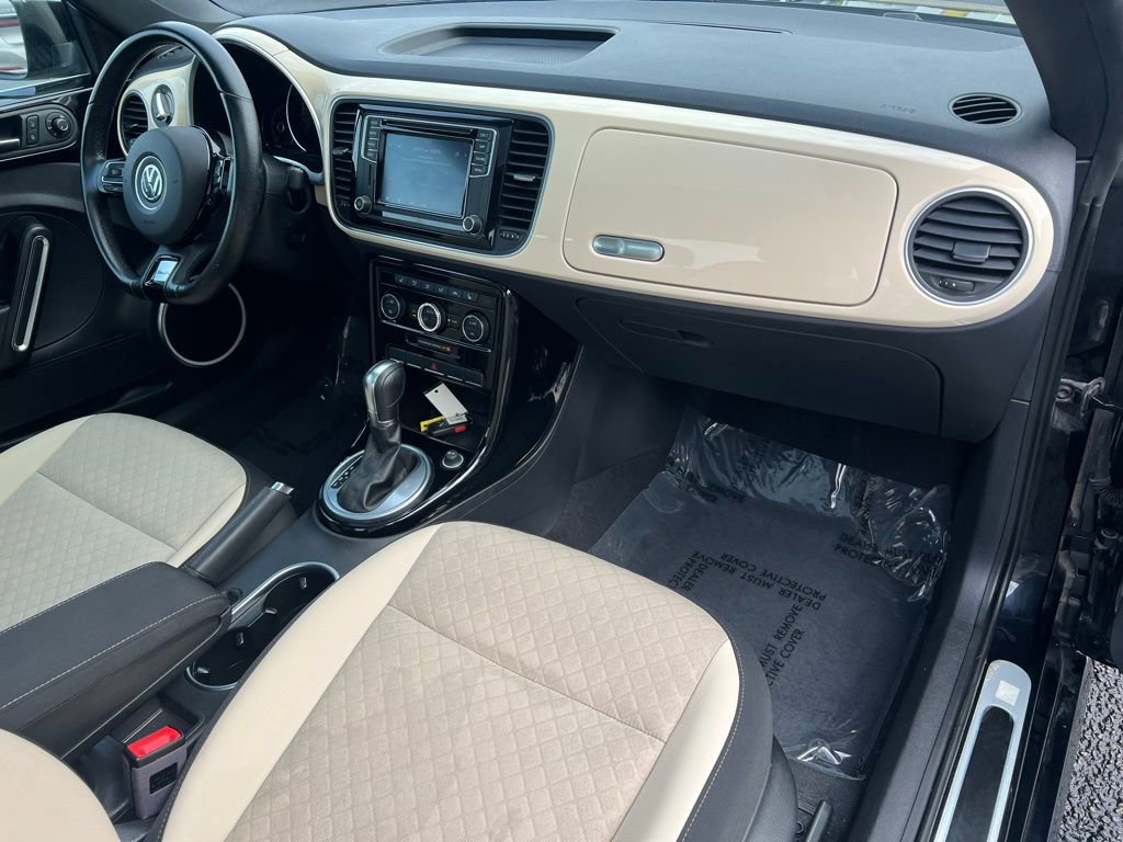 Used 2019 Volkswagen Beetle 2.0T SE image 21