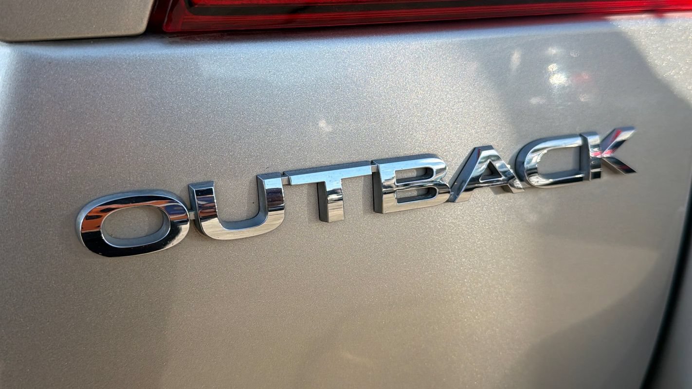 Used 2016 Subaru Outback 2.5i Premium AWD/4WD image 23