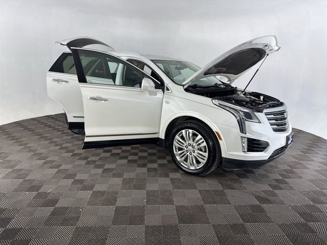 Used 2017 Cadillac XT5 Premium Luxury w/ LPO, Wheel Lock Package AWD/4WD image 13