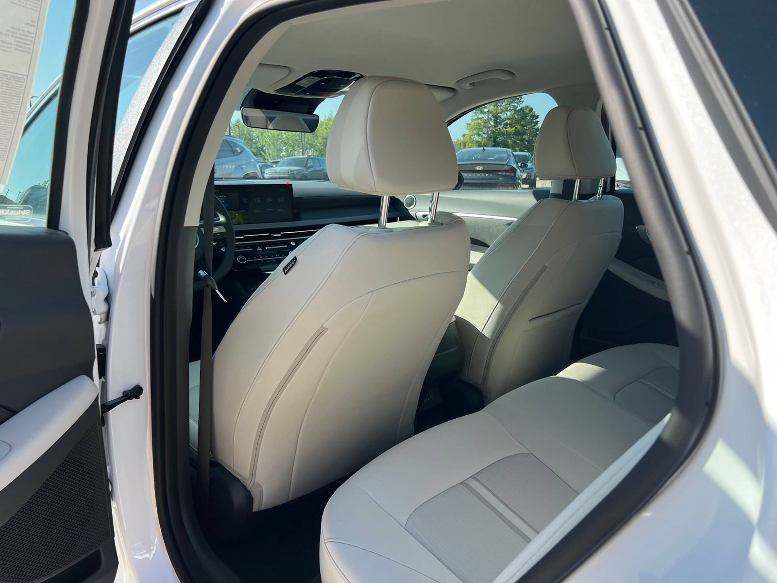 New 2026 Hyundai Sonata SE FWD image 15
