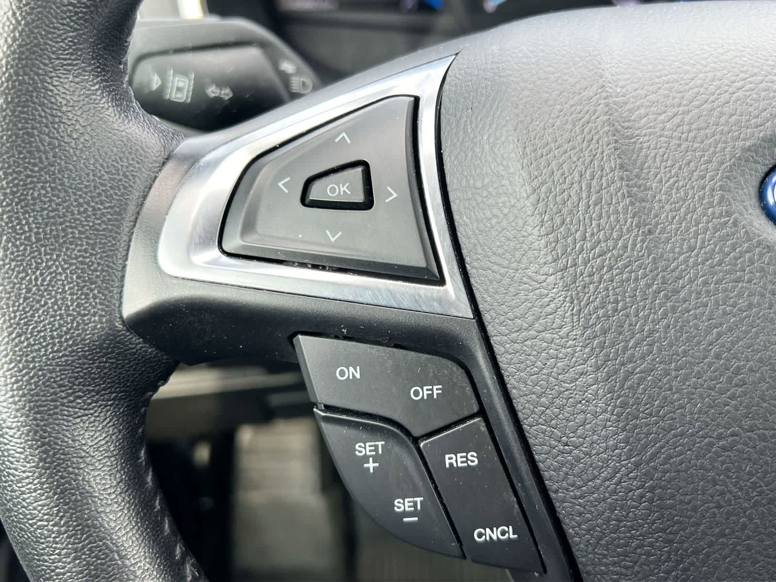 Used 2021 Ford Edge SEL w/ Convenience Package AWD/4WD image 23