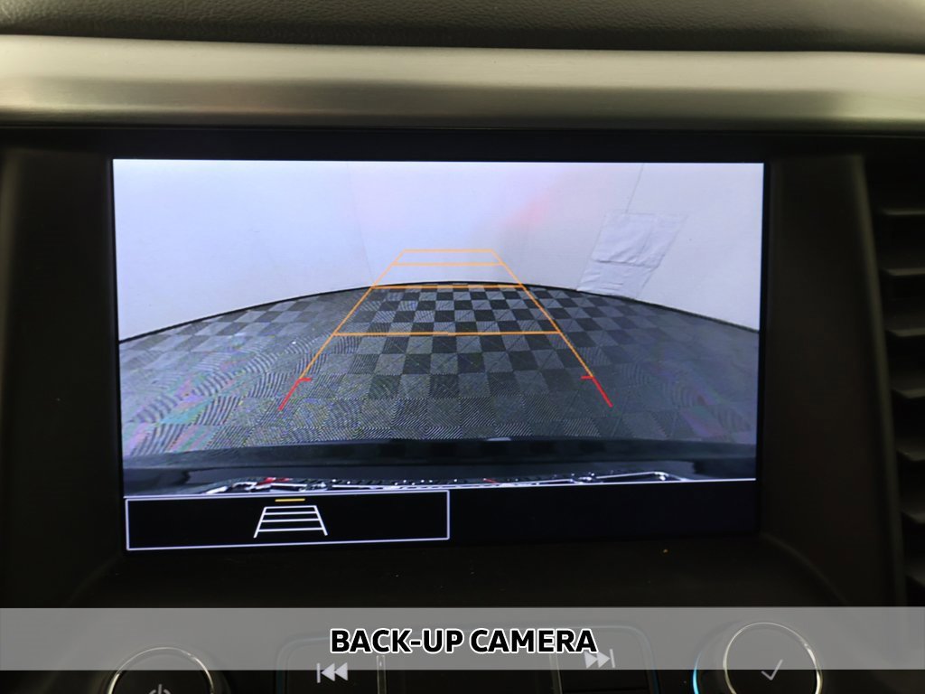 Used 2023 GMC Acadia SLE w/ Driver Convenience Package image 6