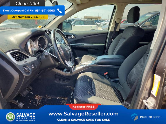 Used 2018 Dodge Journey SE w/ Connectivity Group FWD image 9