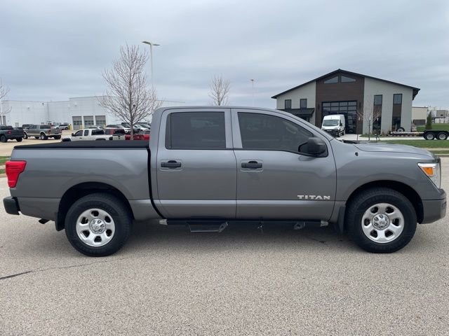 Used 2021 Nissan Titan S w/ S Utility Package image 2
