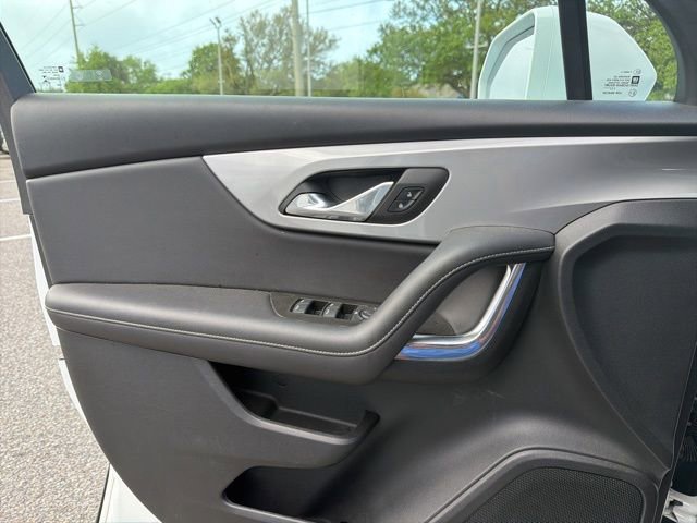 Used 2023 Chevrolet Blazer LT image 7
