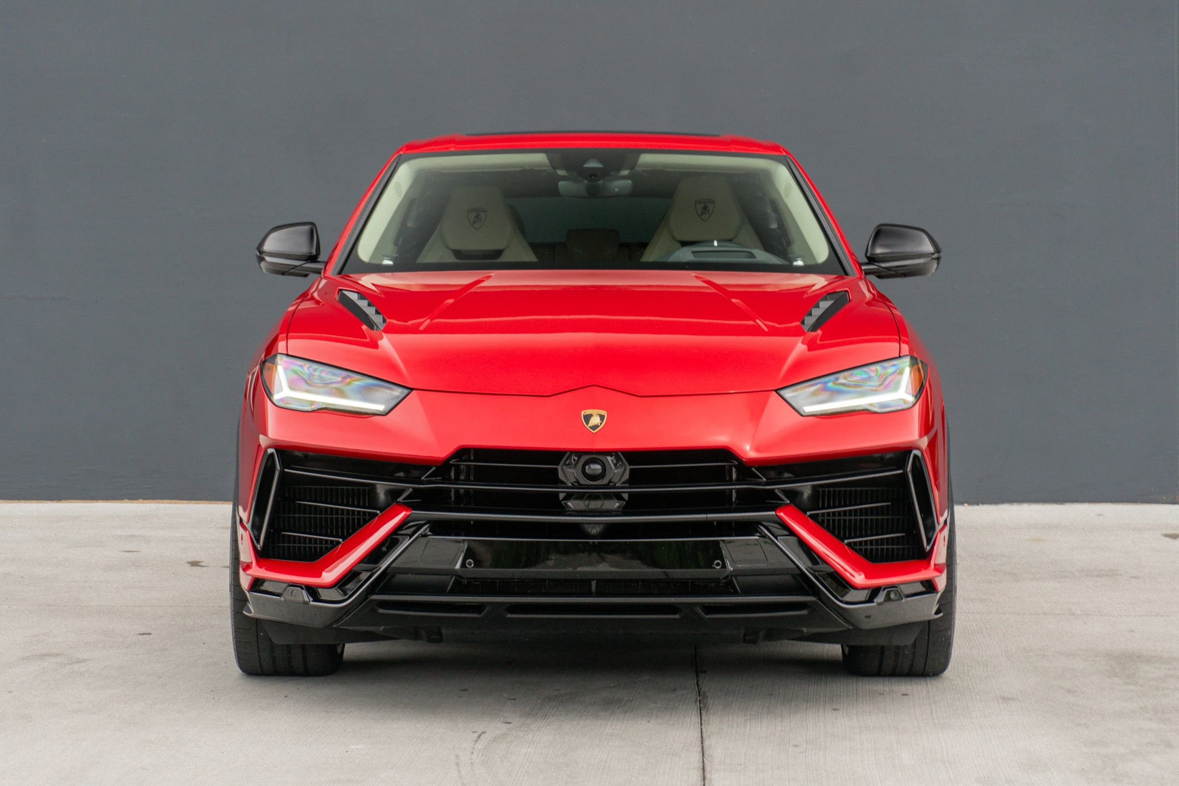Used 2023 Lamborghini Urus S image 4