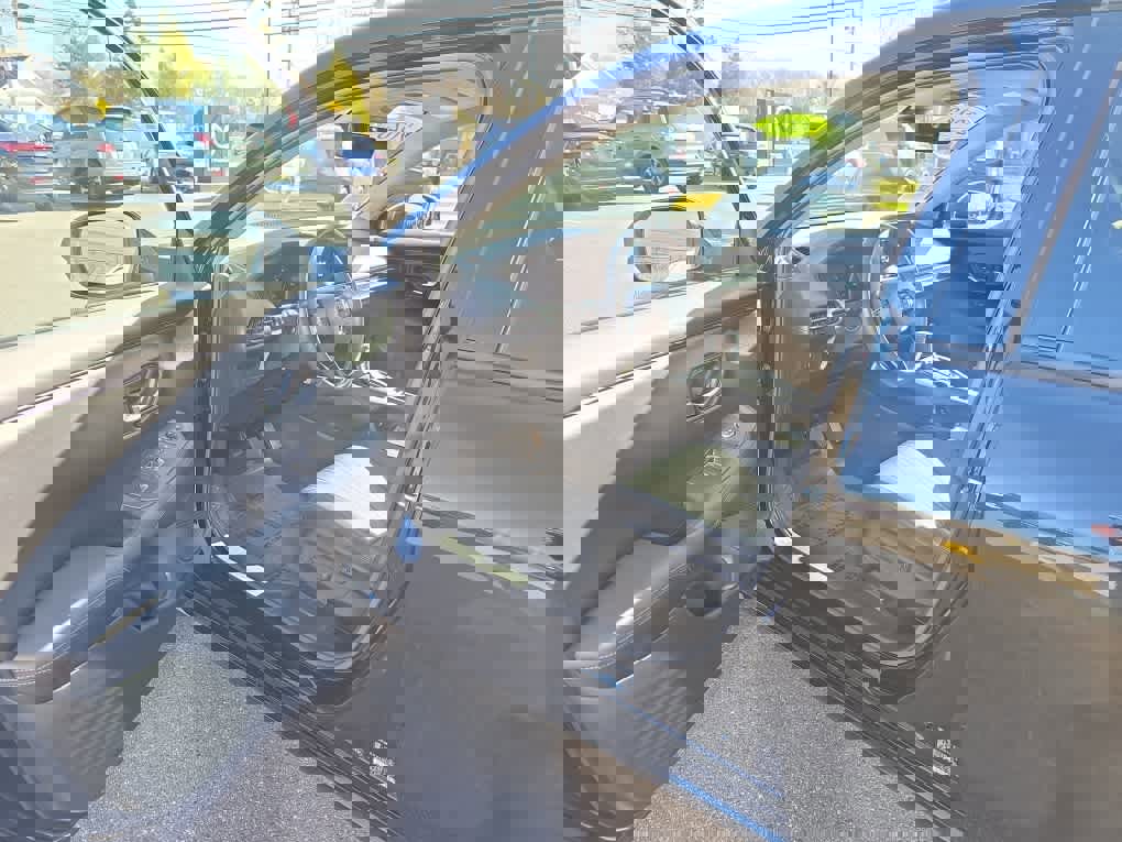 Used 2023 Honda HR-V EX-L image 11