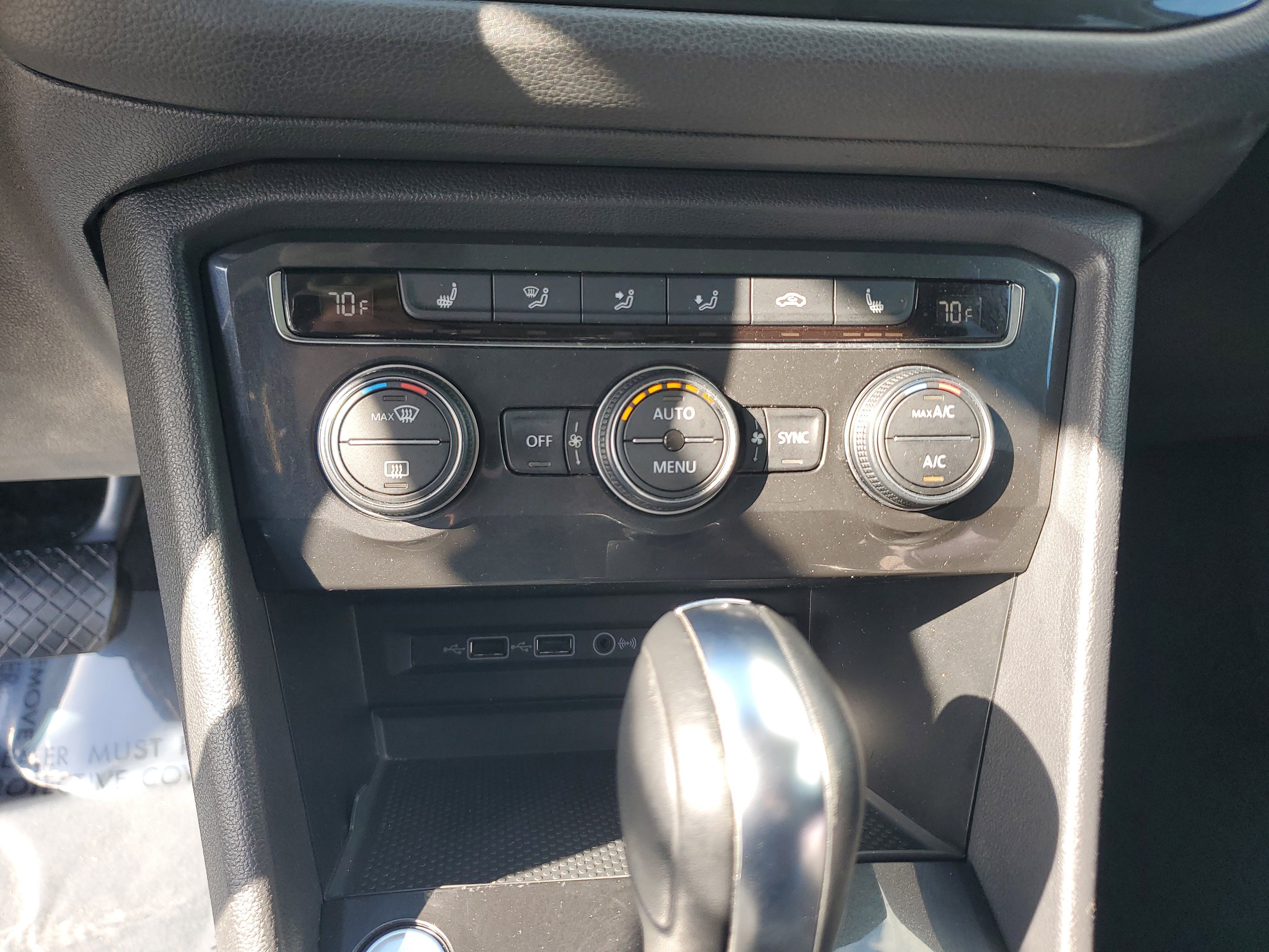 Used 2019 Volkswagen Tiguan SEL image 25