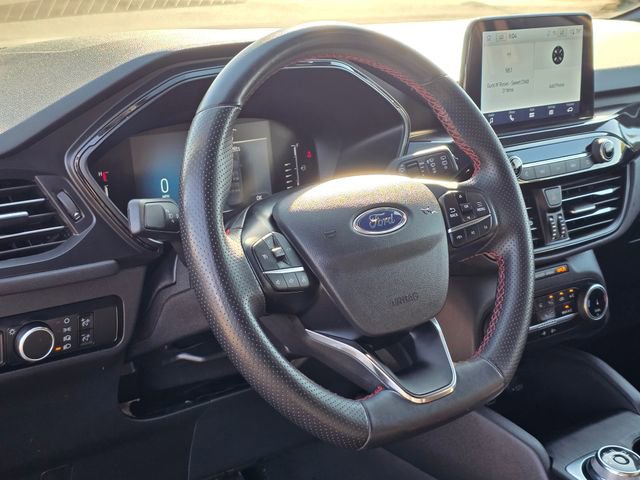 Used 2024 Ford Escape ST-Line image 16