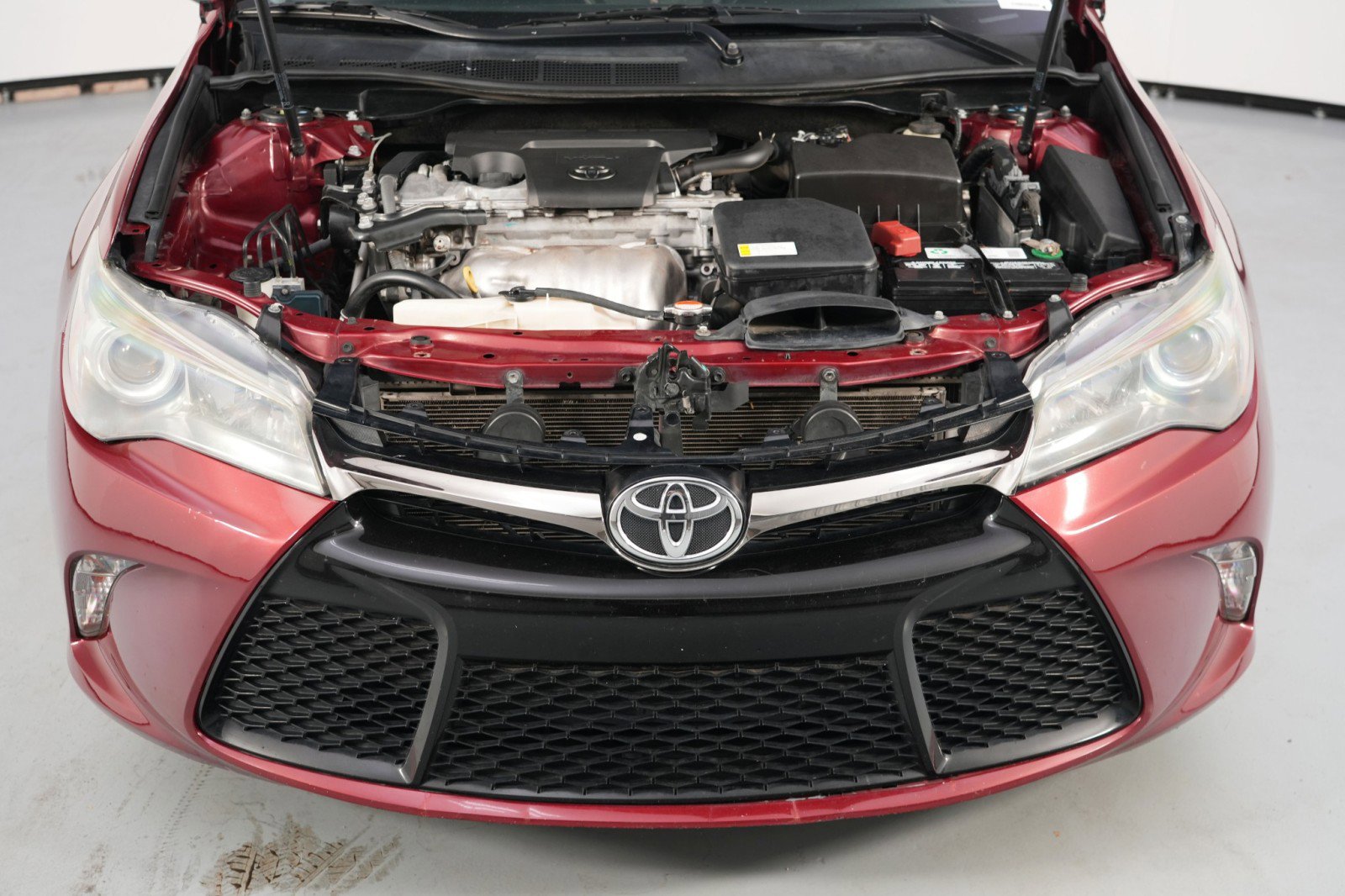 Used 2016 Toyota Camry SE image 7