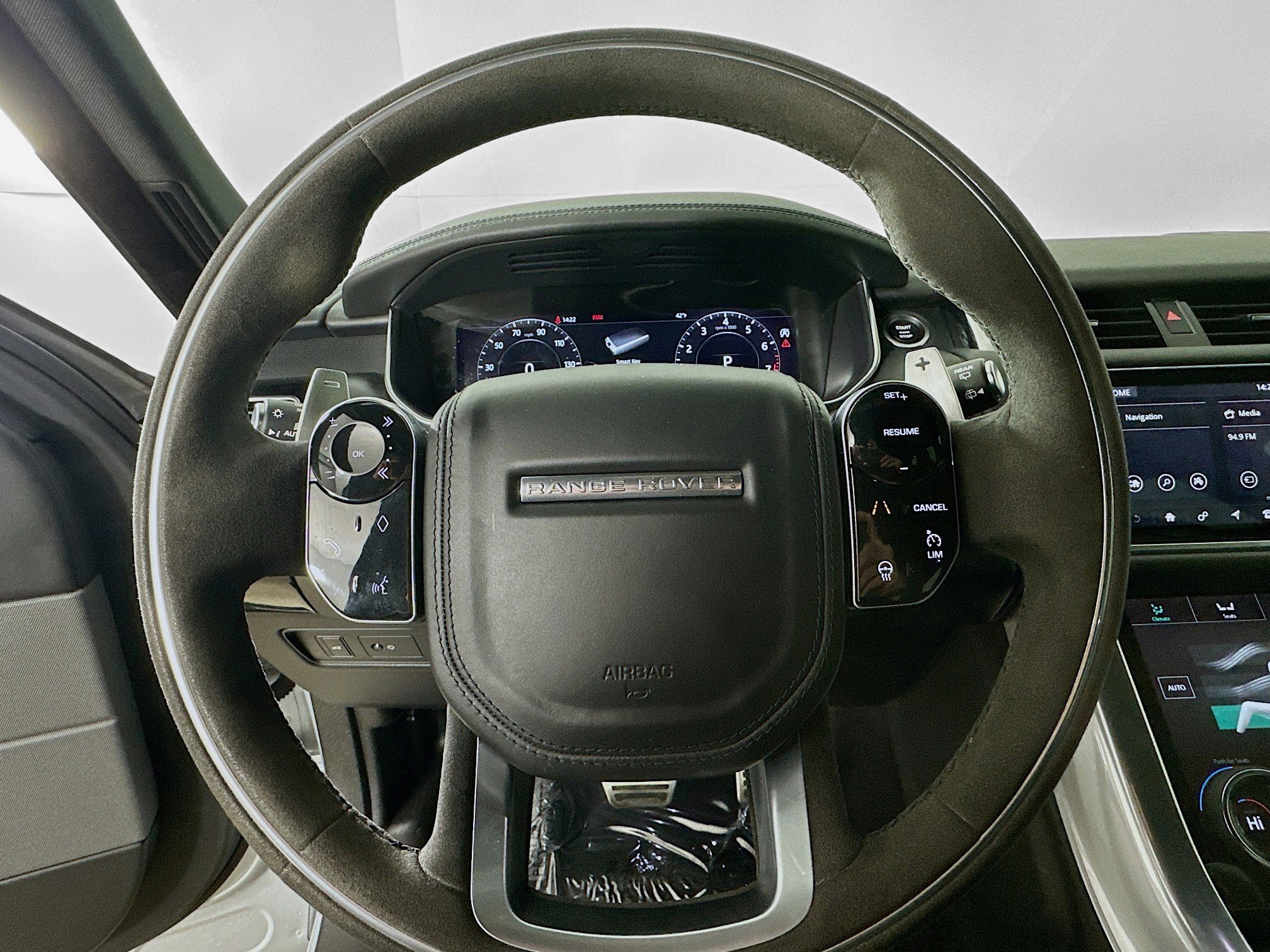 Used 2021 Land Rover Range Rover Sport HST AWD/4WD image 11
