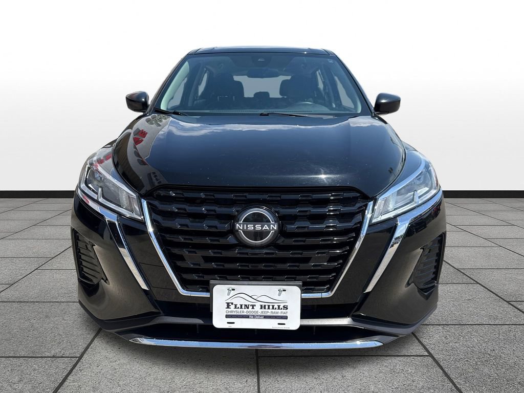Used 2024 Nissan Kicks S FWD image 8