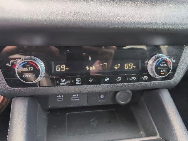 Used 2024 Mitsubishi Outlander SE image 26