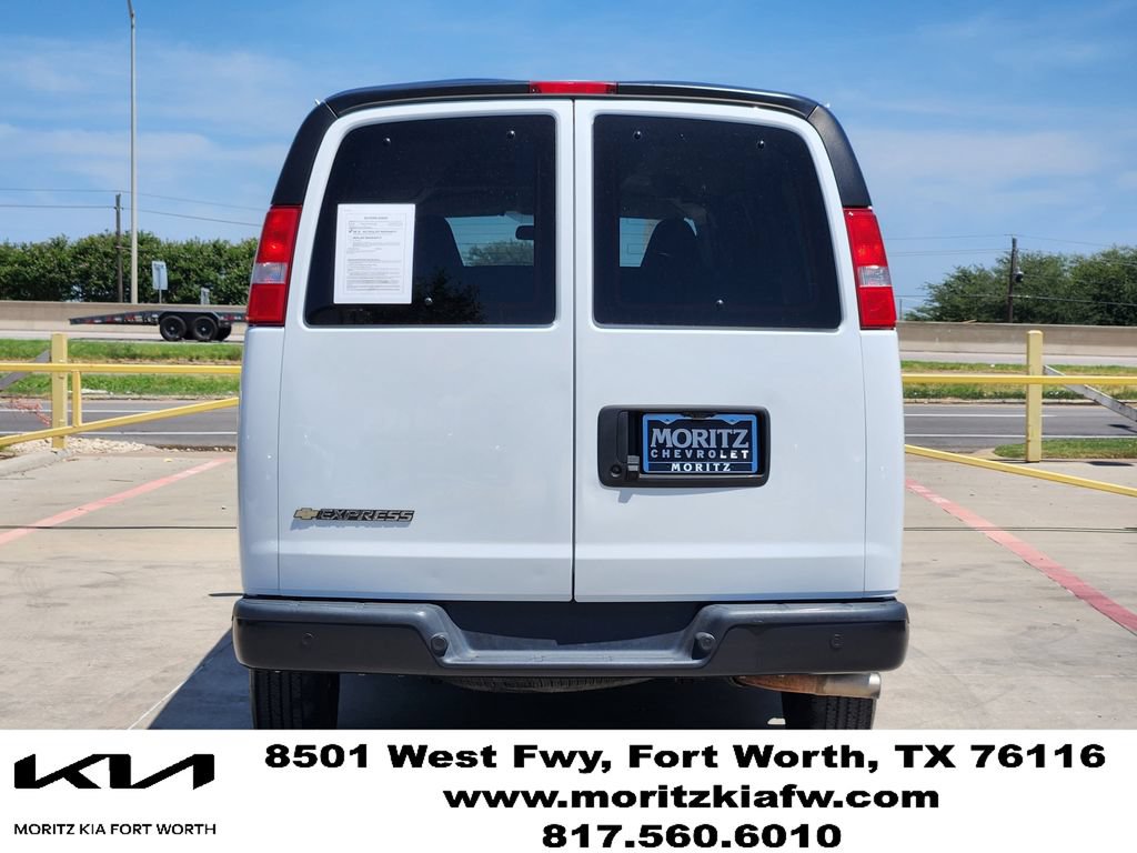 Used 2023 Chevrolet Express 3500 LS RWD image 5
