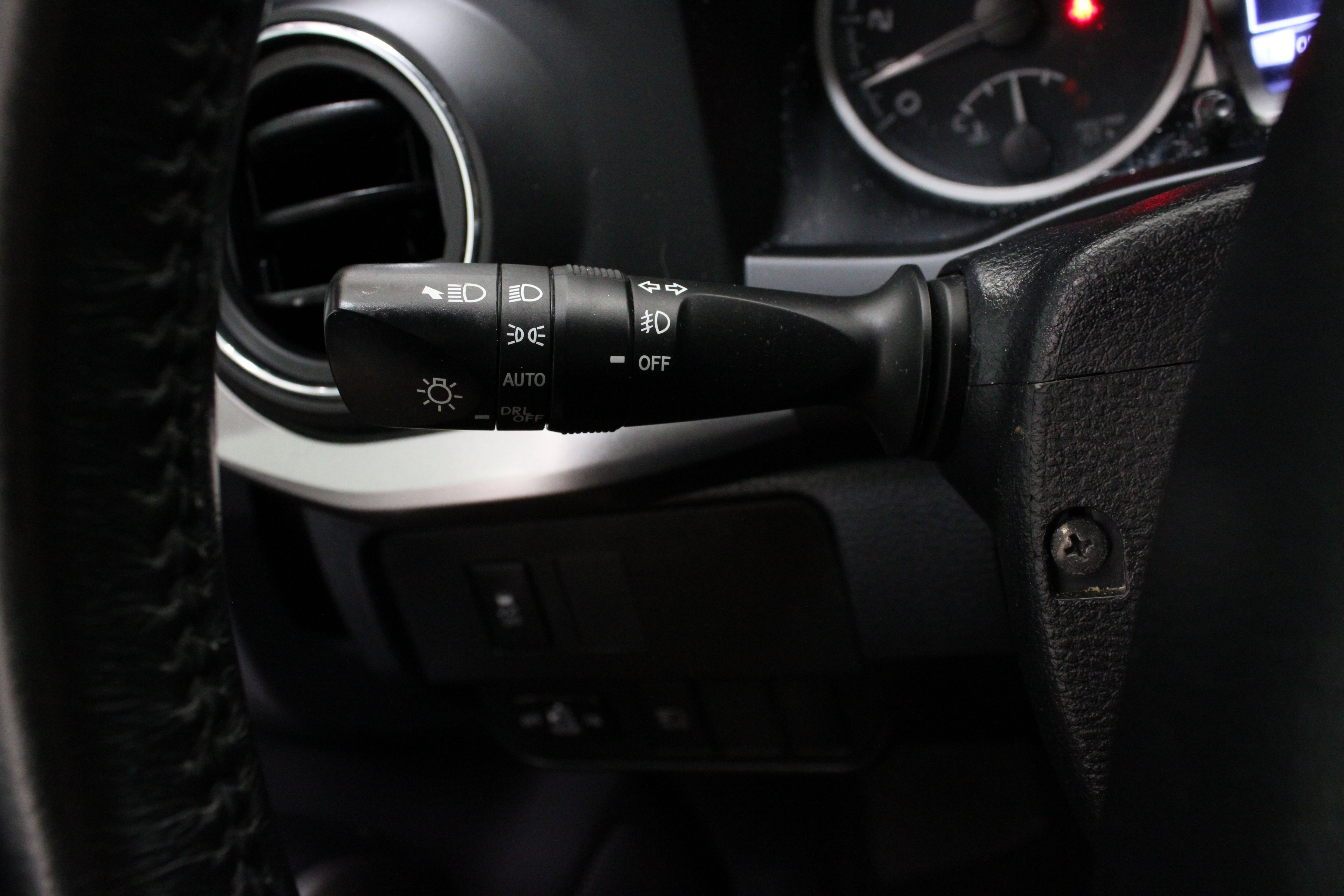 Used 2023 Toyota Tacoma SR5 RWD image 24