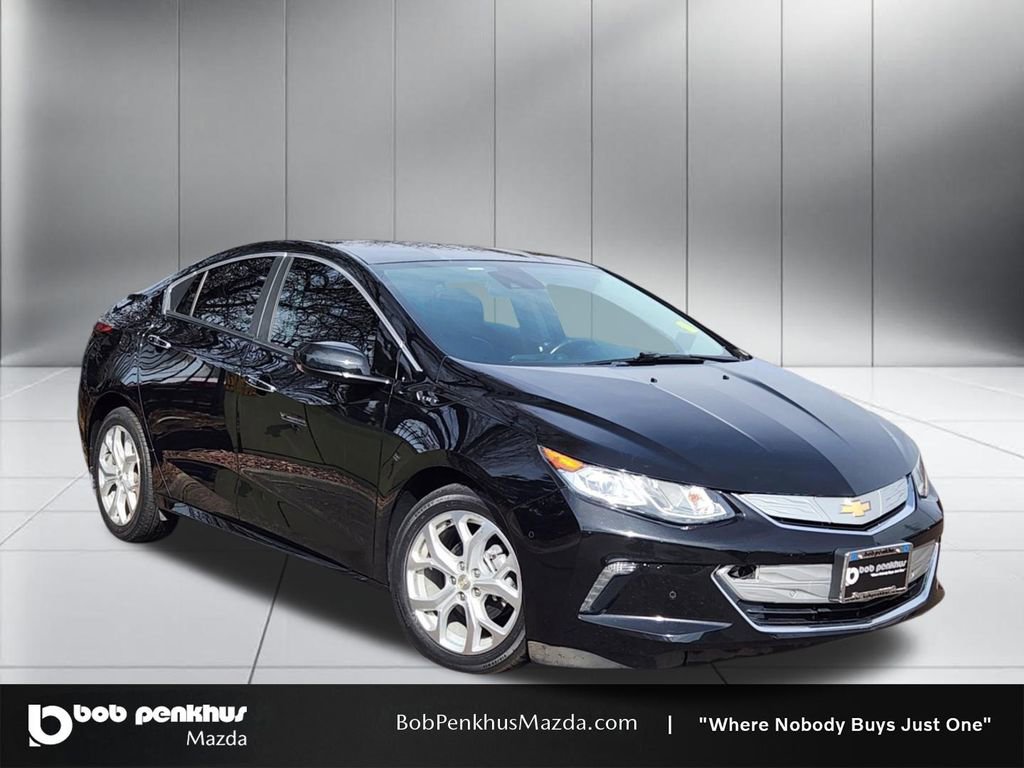 Used 2018 Chevrolet Volt Premier w/ Driver Confidence Package image 1