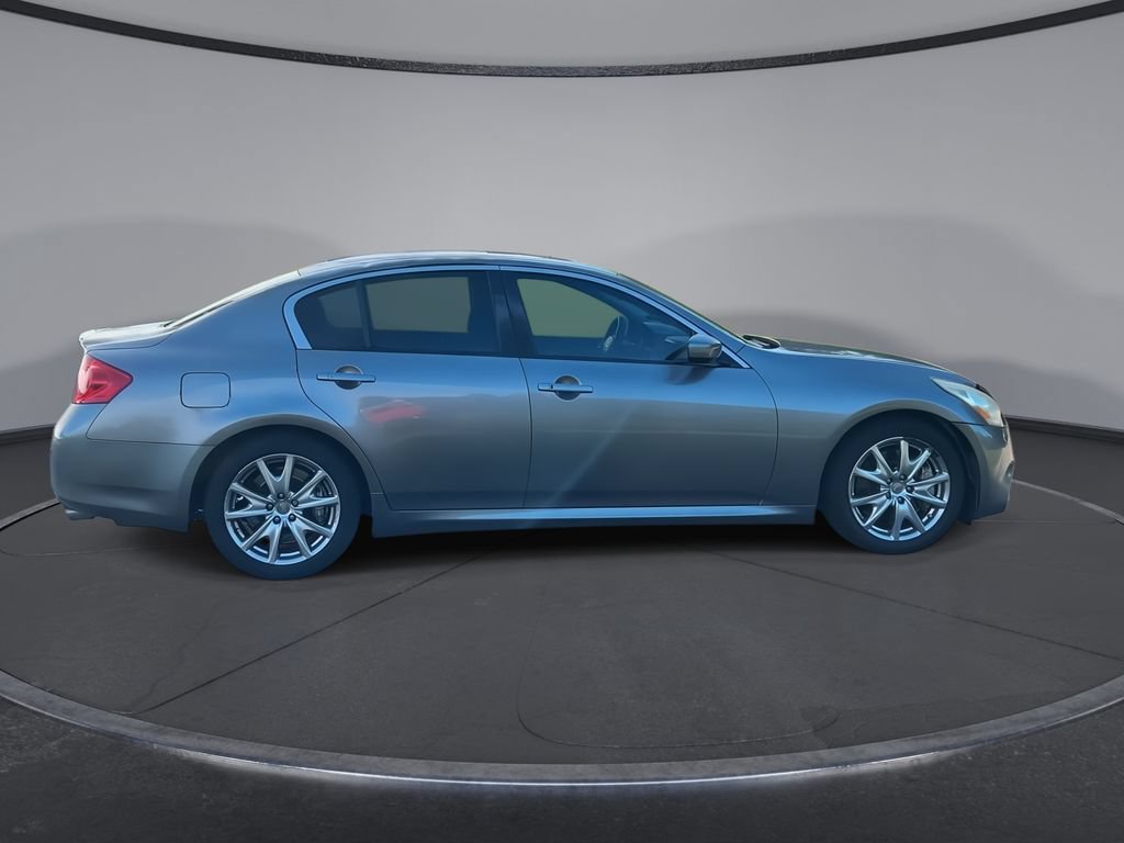 Used 2013 INFINITI G37 Journey w/ Premium Pkg RWD image 9