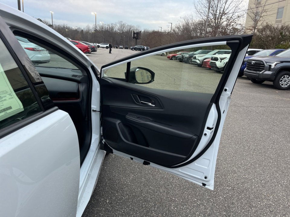 New 2026 Toyota Prius Plug-In Hybrid image 27