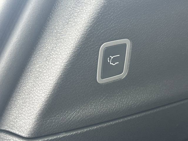 New 2026 Chrysler Pacifica Limited image 20