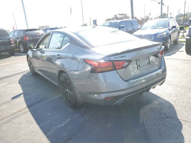 Certified 2022 Nissan Altima 2.5 SR w/ Midnight Edition Package FWD image 3