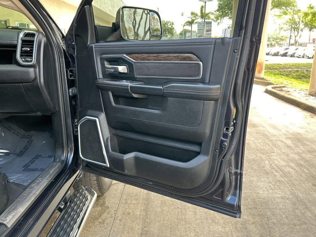Used 2020 RAM 2500 Laramie image 33
