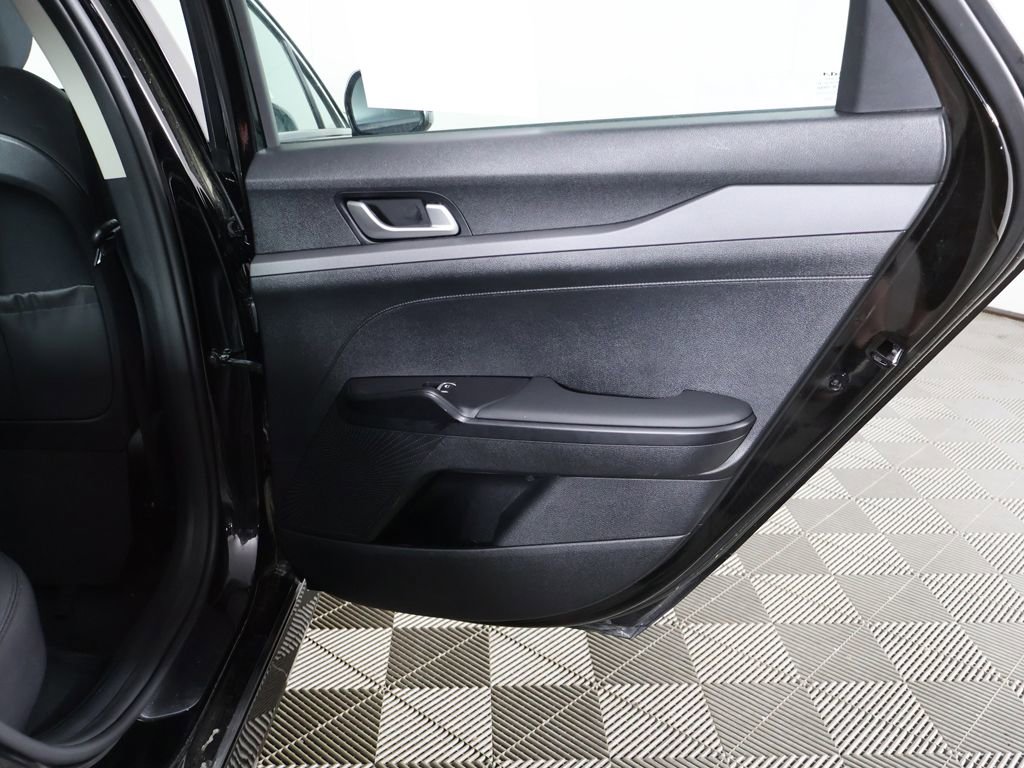 Used 2025 Kia K5 LXS FWD image 23