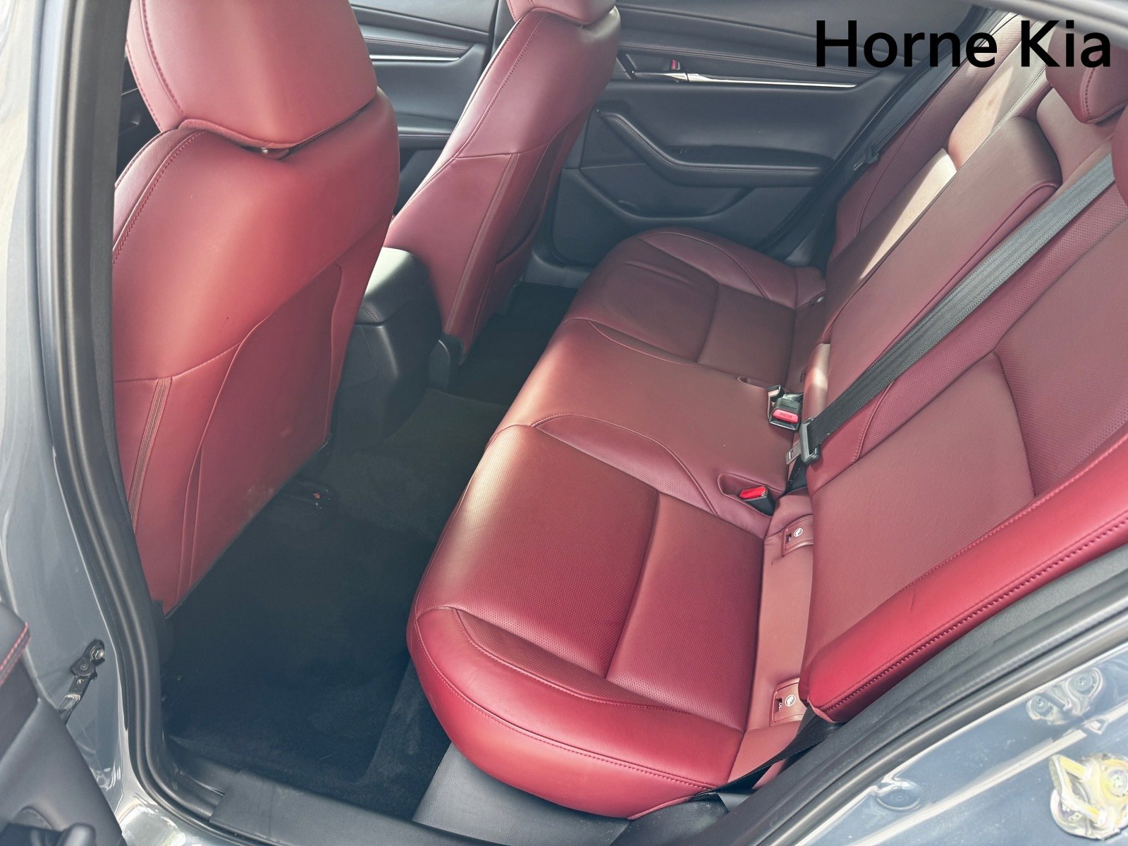 Used 2022 MAZDA MAZDA3 s image 12