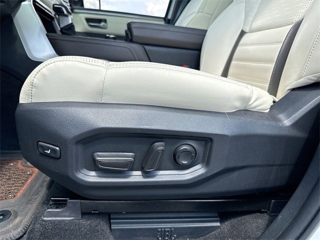 Used 2023 Toyota Tundra 1794 Edition image 12