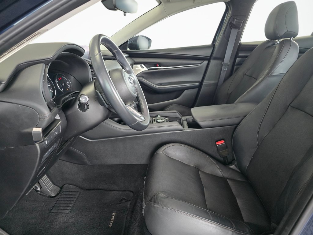 Used 2021 MAZDA MAZDA3 s FWD image 18