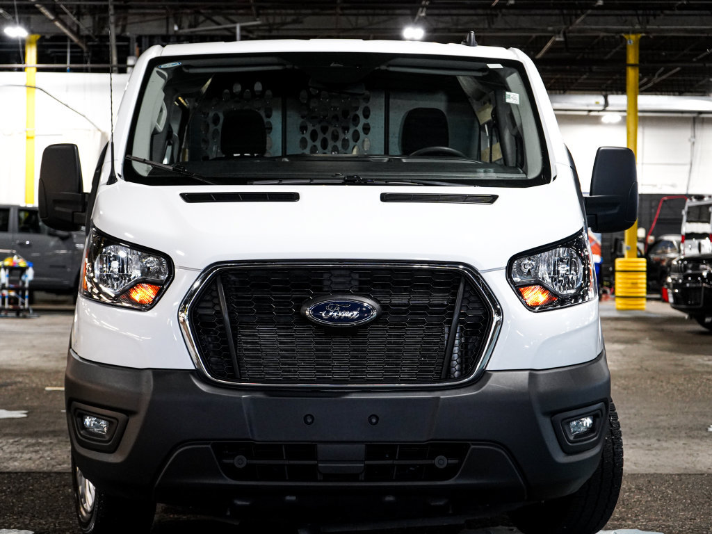 Used 2025 Ford Transit 250 Low Roof w/ Exterior Upgrade Package RWD image 2
