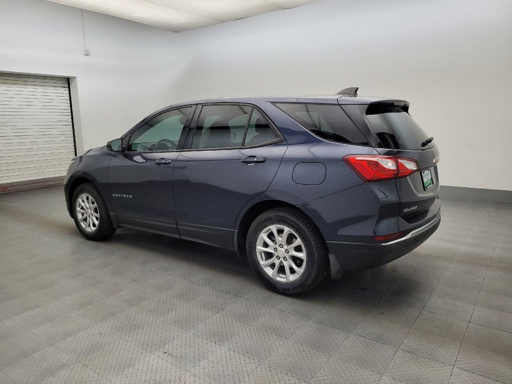 Used 2018 Chevrolet Equinox LS w/ LPO, Cargo Package FWD image 3