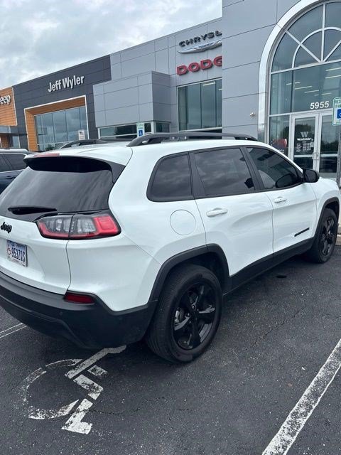 Used 2023 Jeep Cherokee Altitude Lux w/ Lux Elite Package AWD/4WD image 6