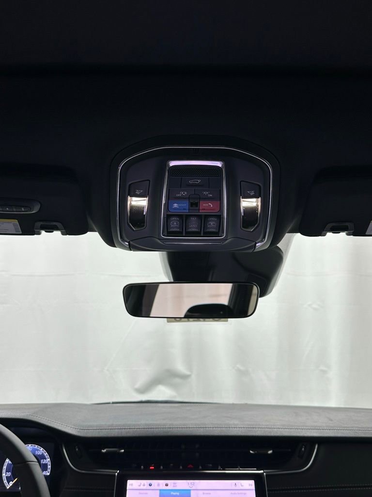 New 2025 Jeep Grand Cherokee Limited image 17