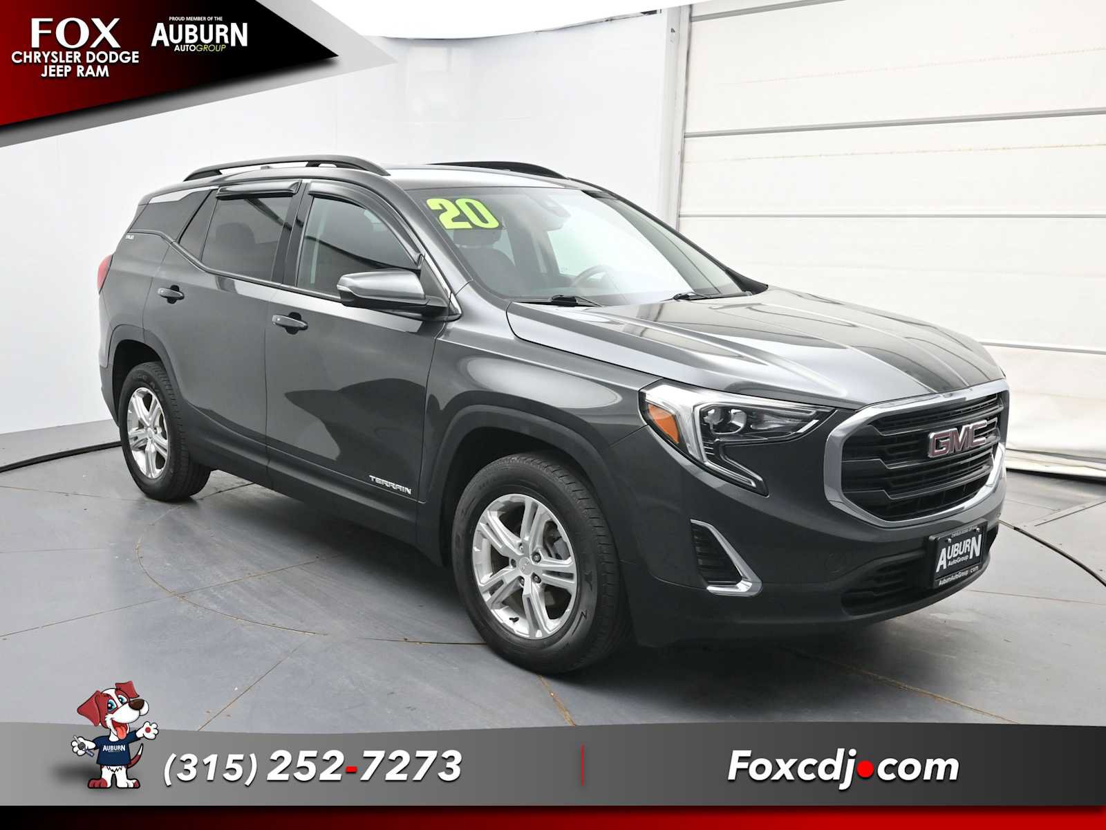Used 2020 GMC Terrain SLE w/ Driver Convenience Package AWD/4WD image 2
