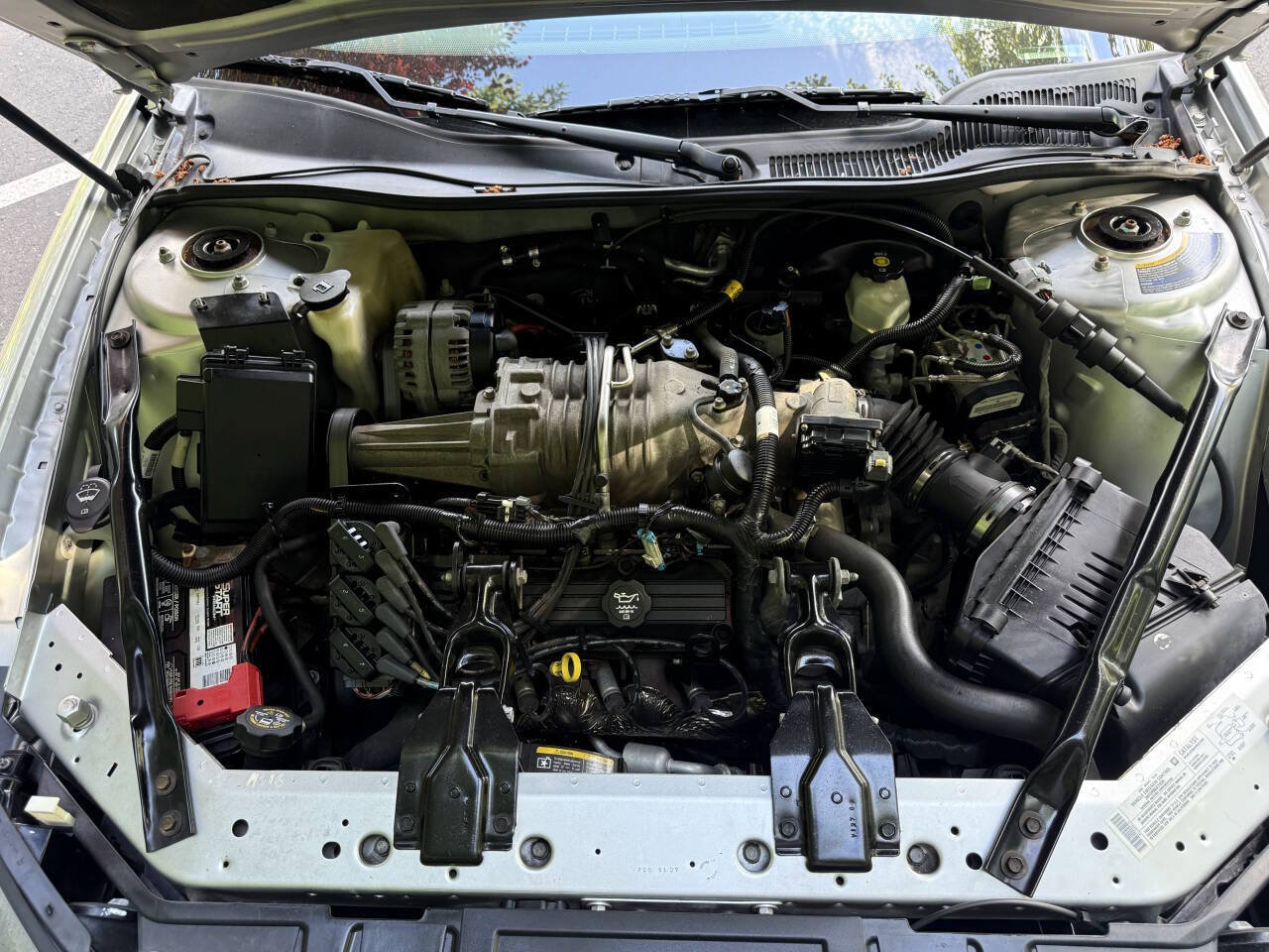 Used 2004 Pontiac Grand Prix GTP FWD image 3