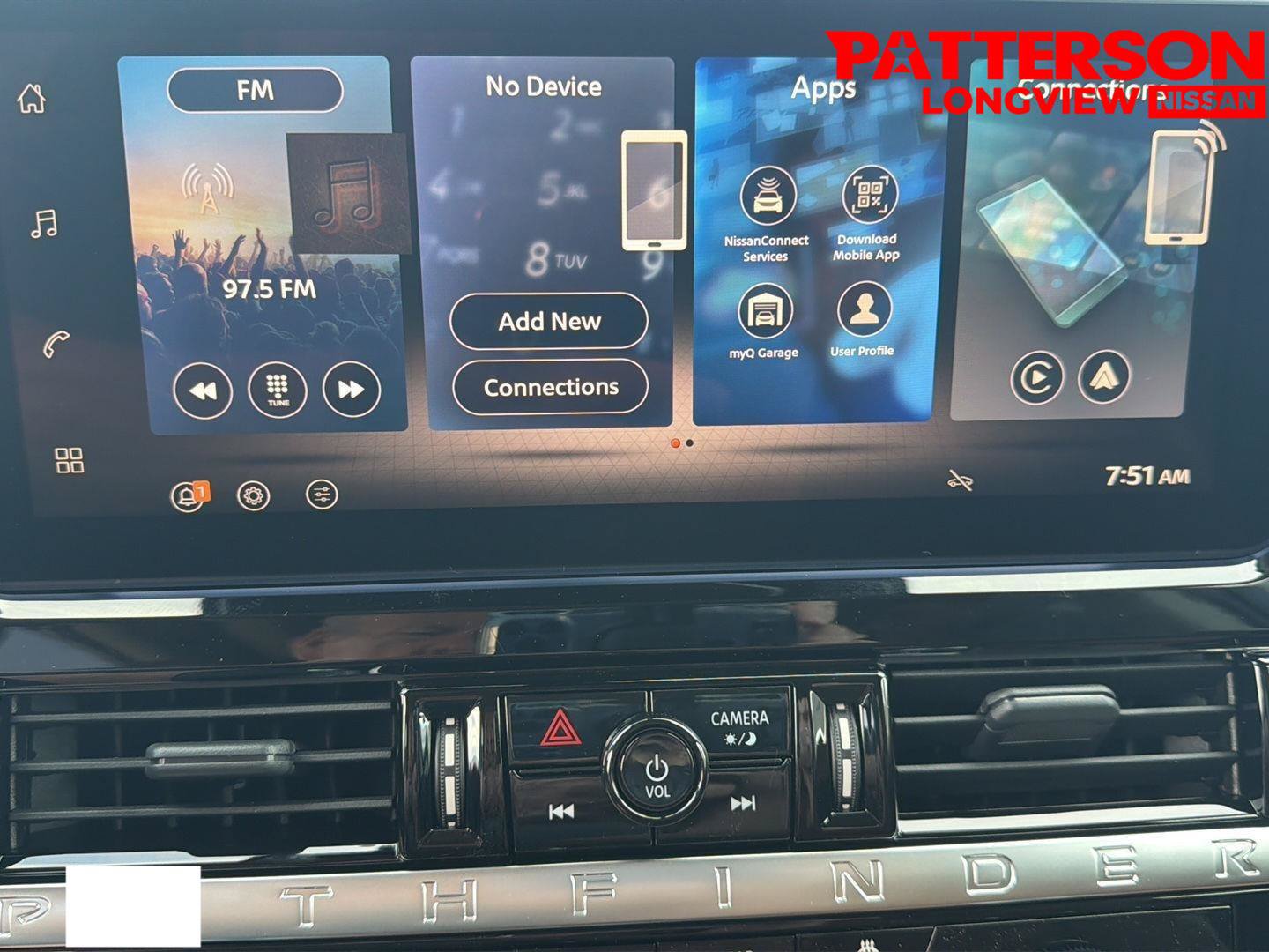Used 2026 Nissan Pathfinder Platinum FWD image 9