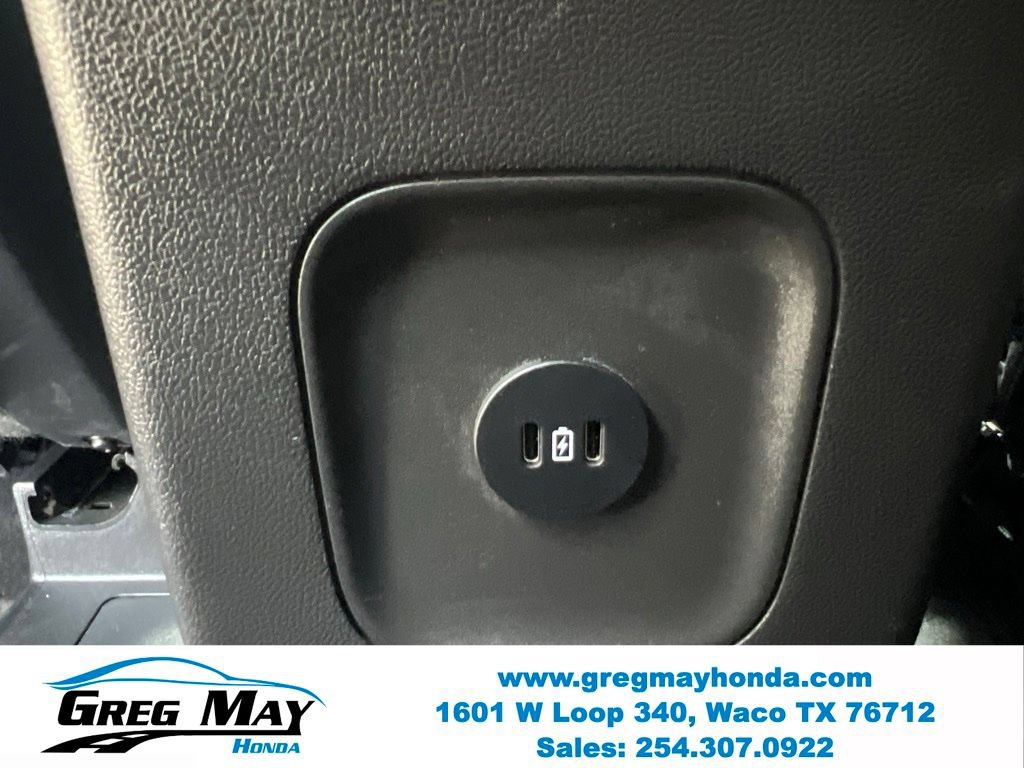 Used 2025 Ford Escape ST-Line Select AWD/4WD image 19