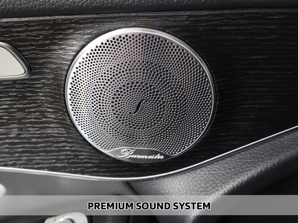 Used 2021 Mercedes-Benz GLC 300 4MATIC w/ Multimedia Package image 5